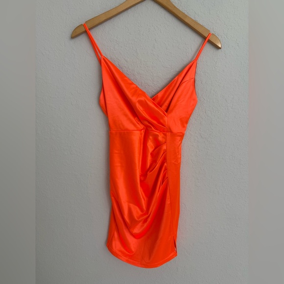 Fashion Nova Dresses & Skirts - Fashion Nova Spaghetti Strap Mini Dress Size XS Bodycon Bright Orange.